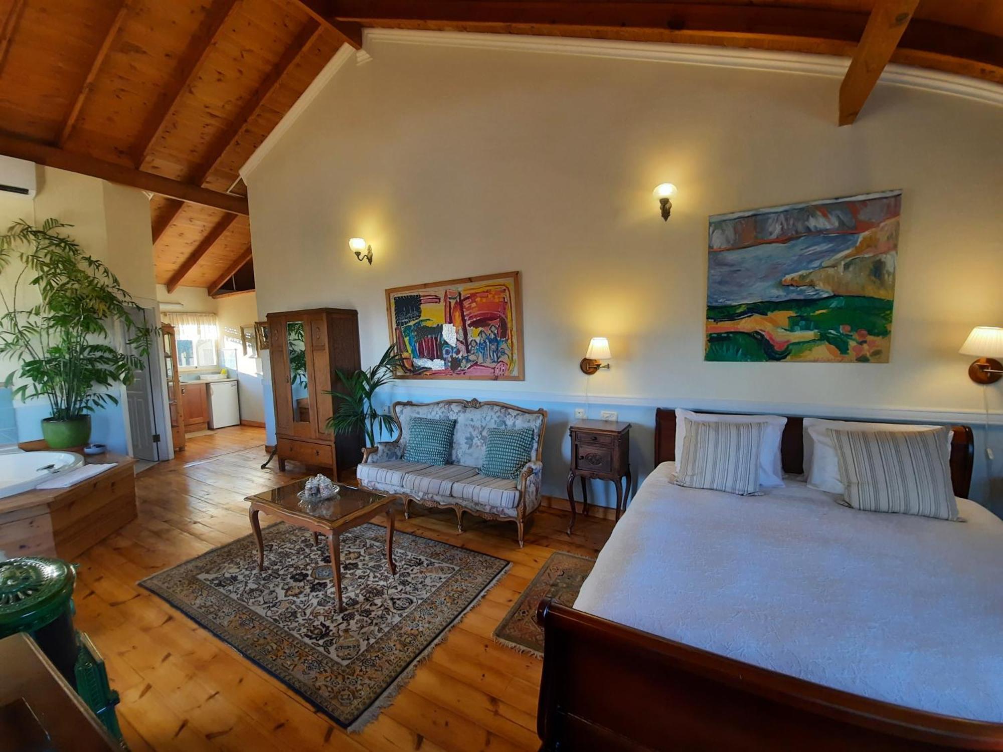 Ha'Seuda Ha'Achrona Suites Amirim Luaran gambar